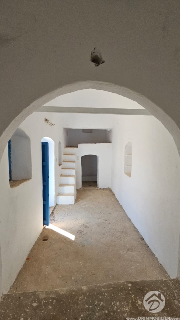 V647 -                            Koupit
                           Houch Djerbien Djerba