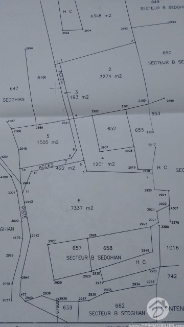 V654 -                            Koupit
                           Terrain Djerba