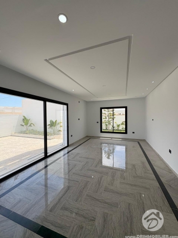 V690 -                            Sale
                           Villa avec piscine Djerba