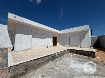 V713 -                            Sale
                           Villa avec piscine Djerba