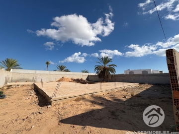 V716 -                            بيع
                           Terrain Djerba