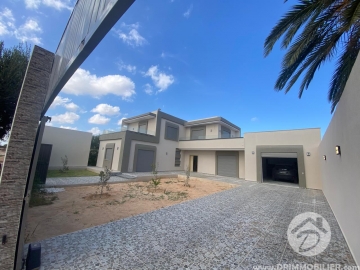  V720 -  Vente  Villa avec piscine Djerba