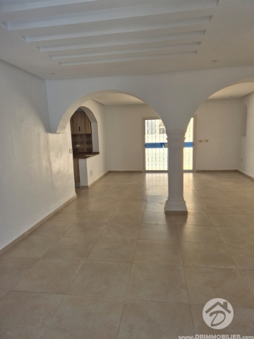 V737 -                            Vente
                           Villa avec piscine Djerba