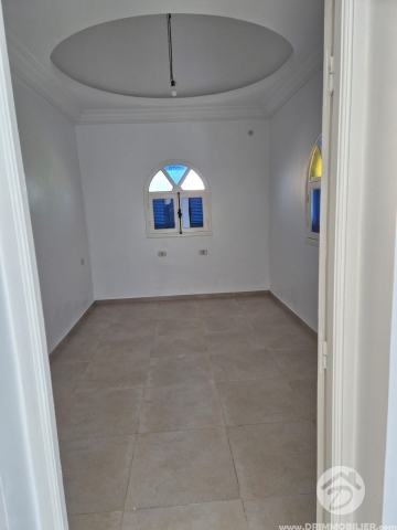 V737 -                            Vente
                           Villa avec piscine Djerba