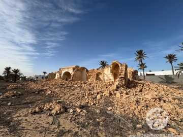 V758 -                            Vente
                           Houch Djerbien Djerba