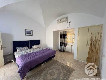 V759 -                            Vente
                           Villa avec piscine Djerba