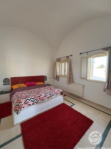 V759 -                            Vente
                           Villa avec piscine Djerba