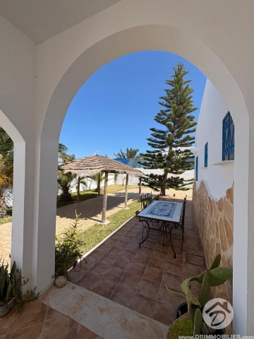 V774 -                            Sale
                           Villa avec piscine Djerba