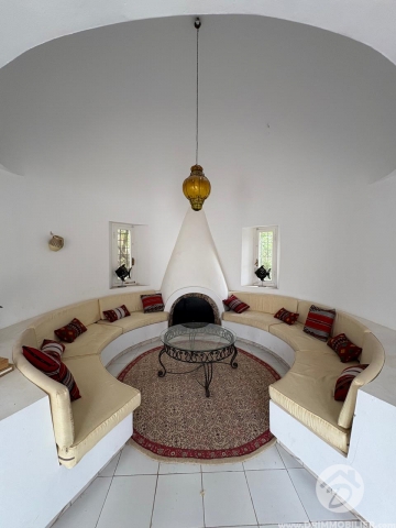 V780 -                            Sale
                           Villa avec piscine Djerba