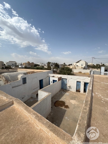  V794 -  Sale  Houch Djerba